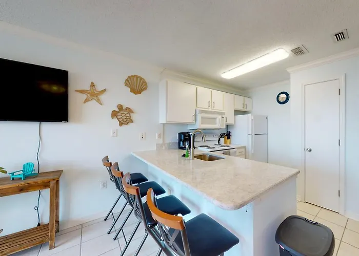 Grand 303 Apartment *
